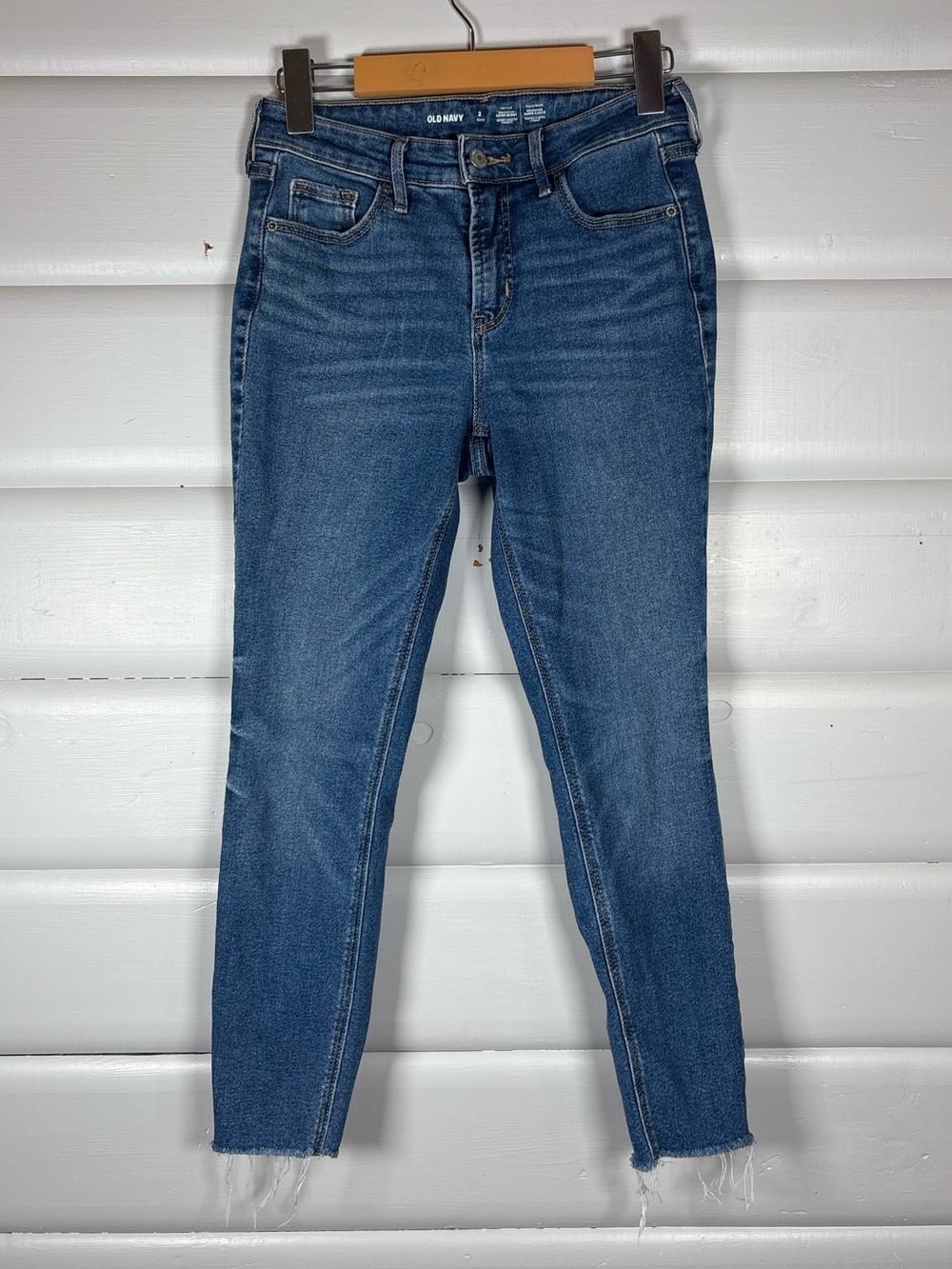 Old Navy Rockstar High Rise Super Skinny Petite Jeans Cropped Raw Hem Size 2P